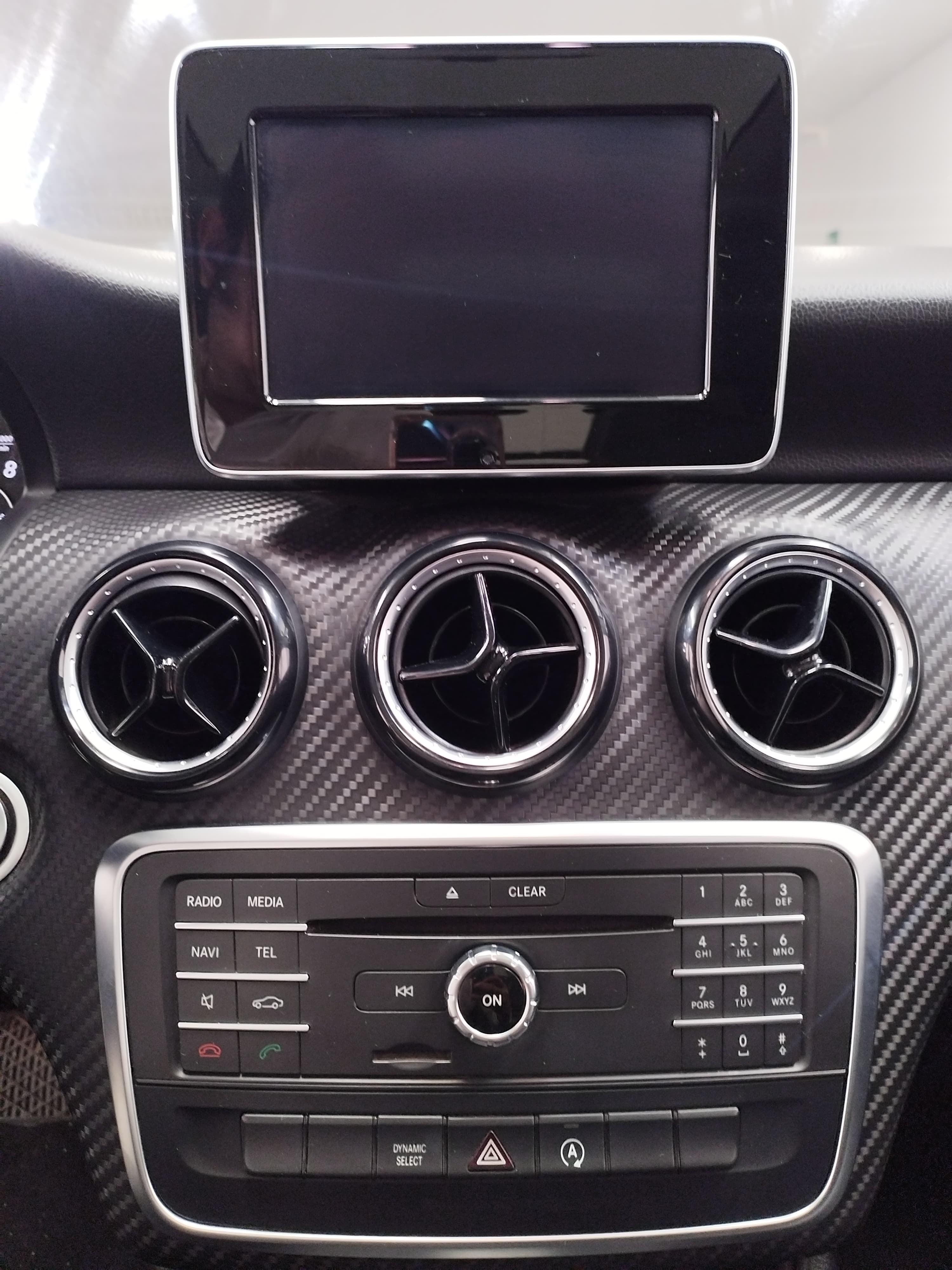 2017 Mercedes-Benz Clase GLA VUD 5 pts. GLA180 CGI, 1.6T, 156 HP, TA